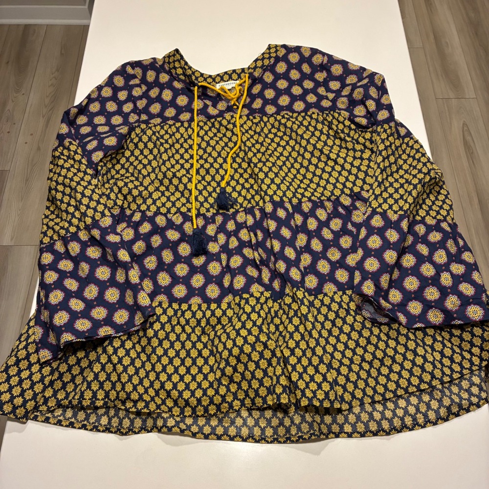Earthbound Trading Co. Blue Yellow Floral Tunic Top Women's Size L‎